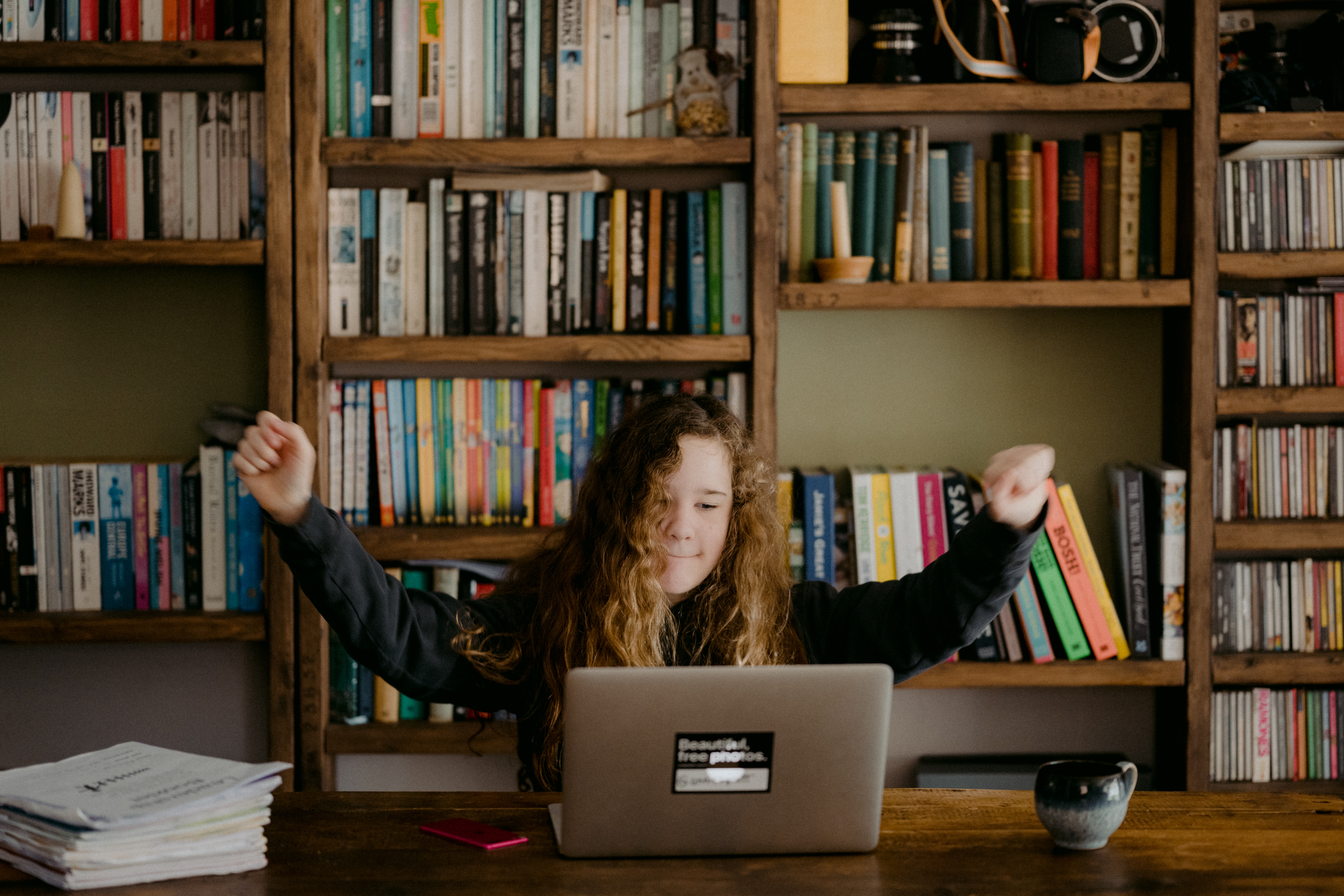 IMPROVE YOUR ENGLISH: First Year Students -2025-2026- Bac_B2_01